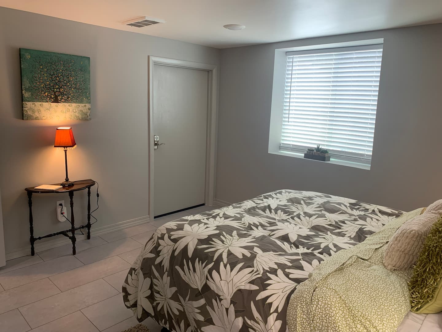 Quiet furnished bedroom, made up and ready for a day sleeper